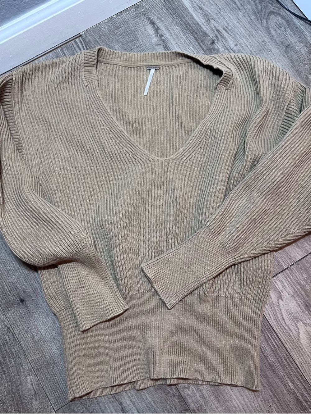 Free people V neck size M